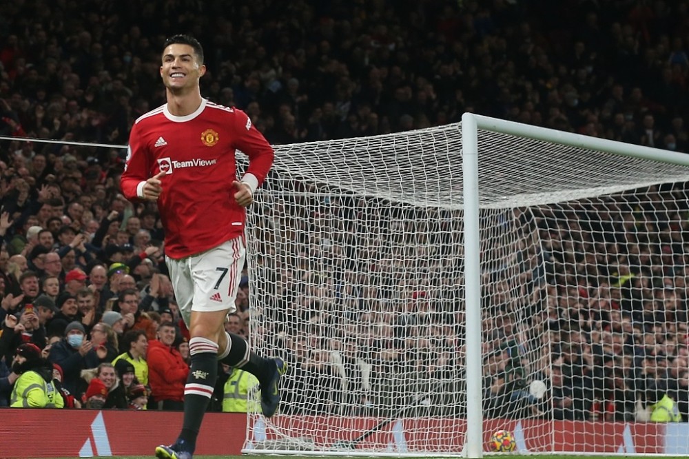 包含尤文图斯连胜保持不败,强势领跑的词条 包含尤文图斯连胜保持不败,强势领跑的词条