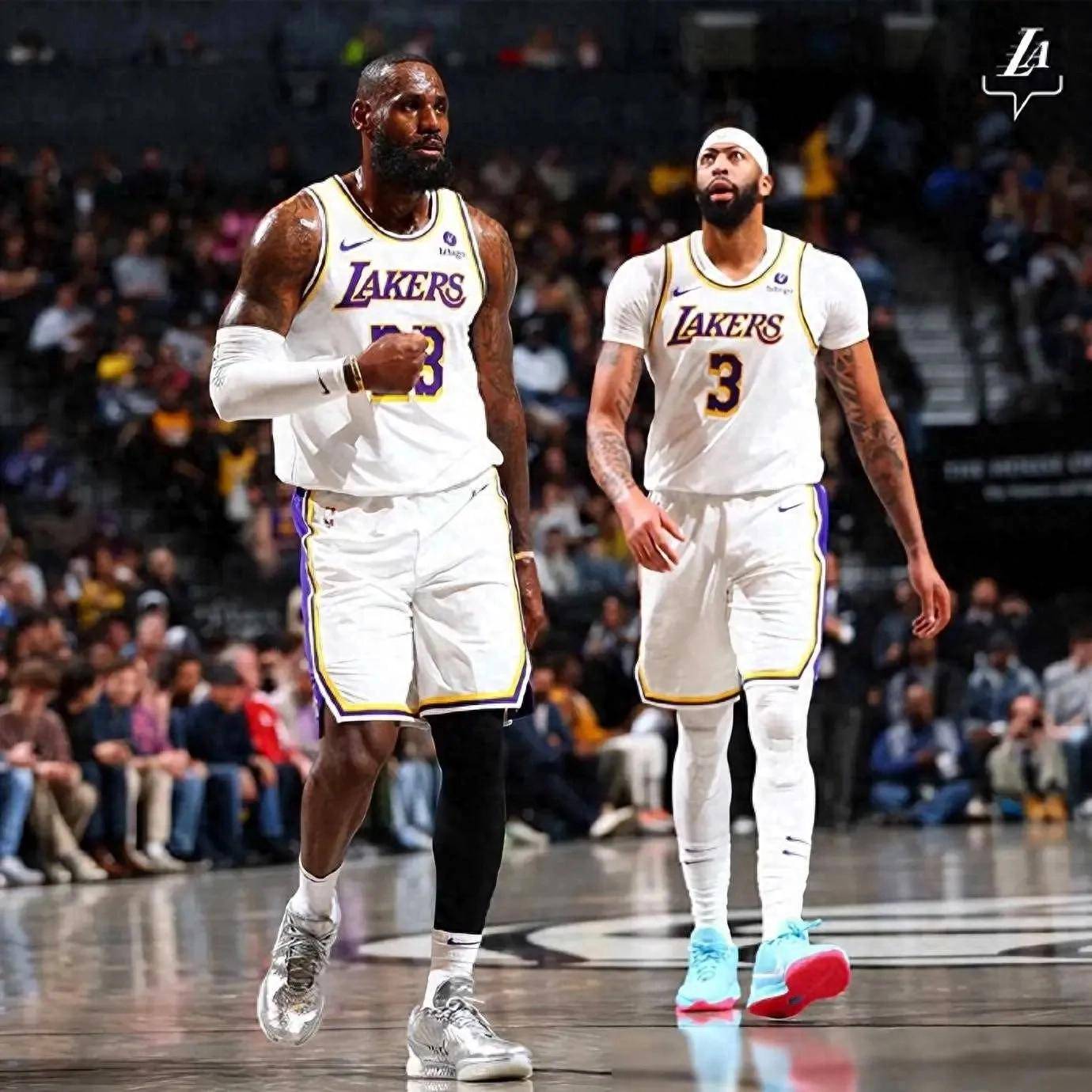 九游体育直播-湖人主场击败独行侠,连胜加固西部前四