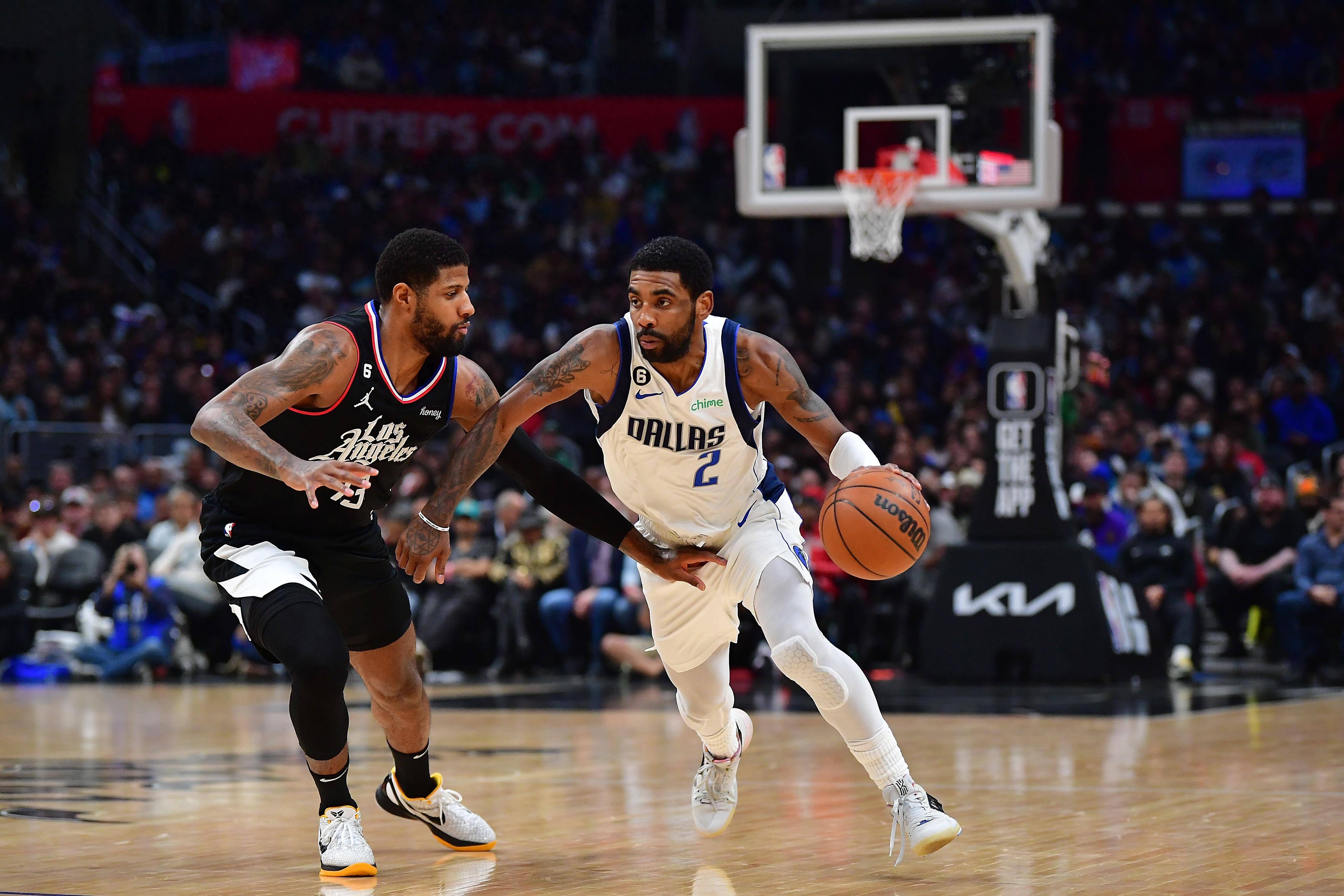 球员在国外篮球比赛中展现统治力 球员在国外篮球比赛中展现统治力