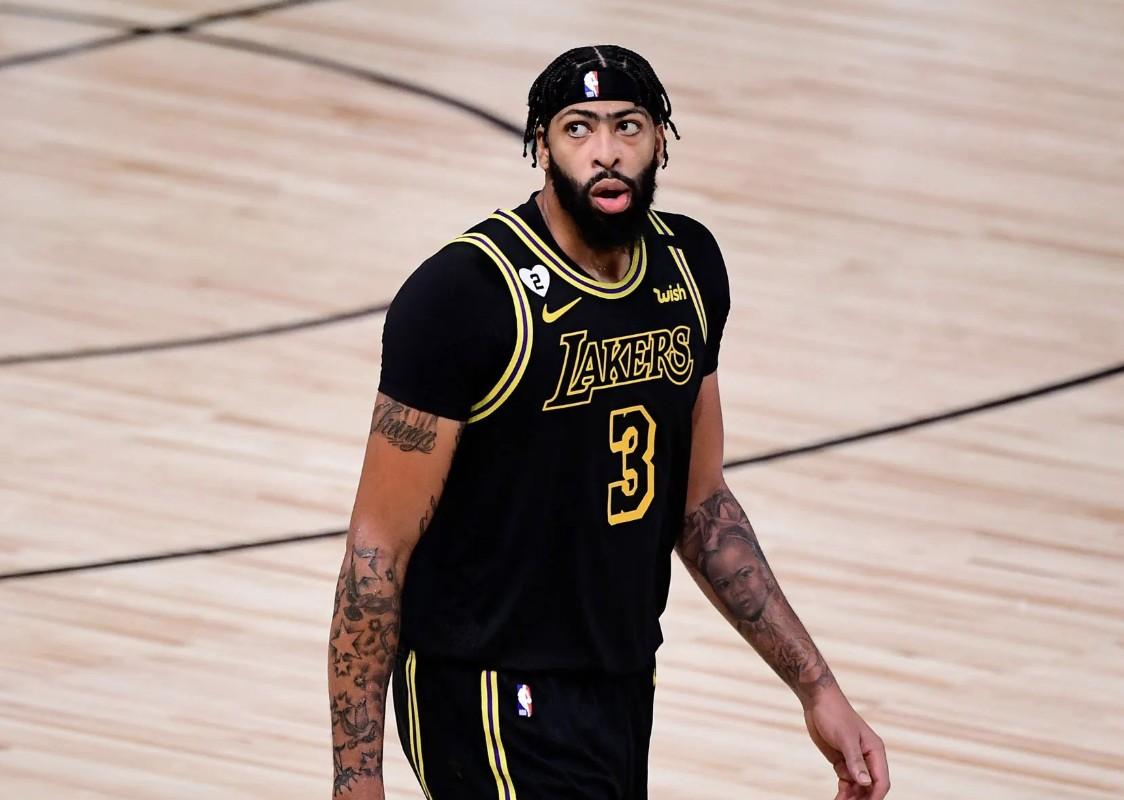 湖人不敌国王，戴维斯40分